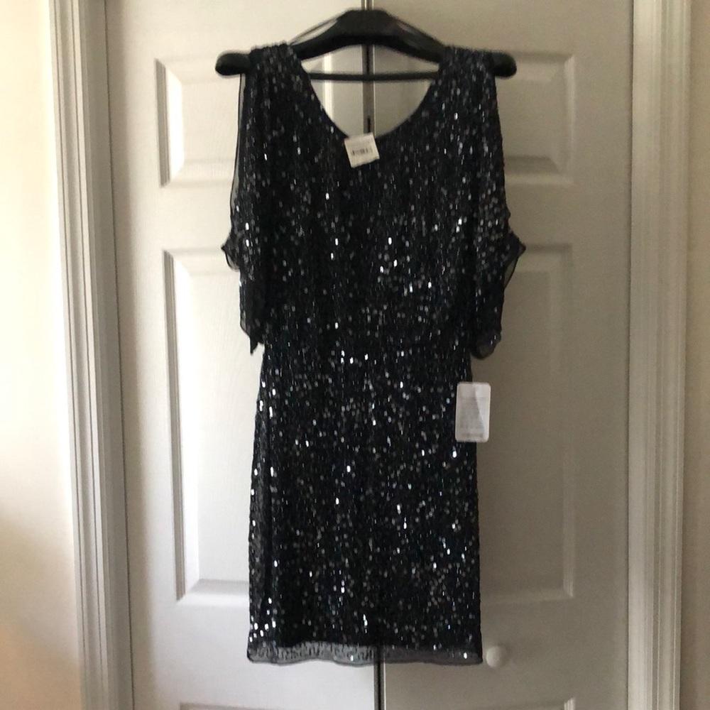 Pisarro Nights black silk Sequins Dress SZ 2  Beautiful dress with tags.